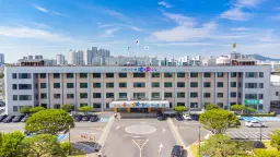 음성고등학교(교장 정영공)는 28일(수) 오후 3시 학교 강당에서 학생과 학부모, 교직원, 지역주민 등 500여 명이 참석한 가운데 펭귄각종과학관 이정모 관장을 초청해 <2026